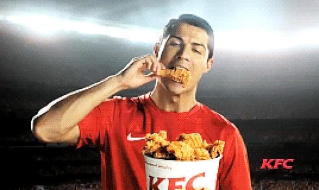 cristiano-ronaldo-kfc.gif
